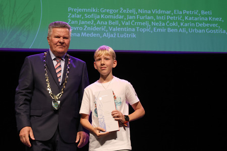 ZLATE PETICE 48 FOTO LJUBO VUKELIČ